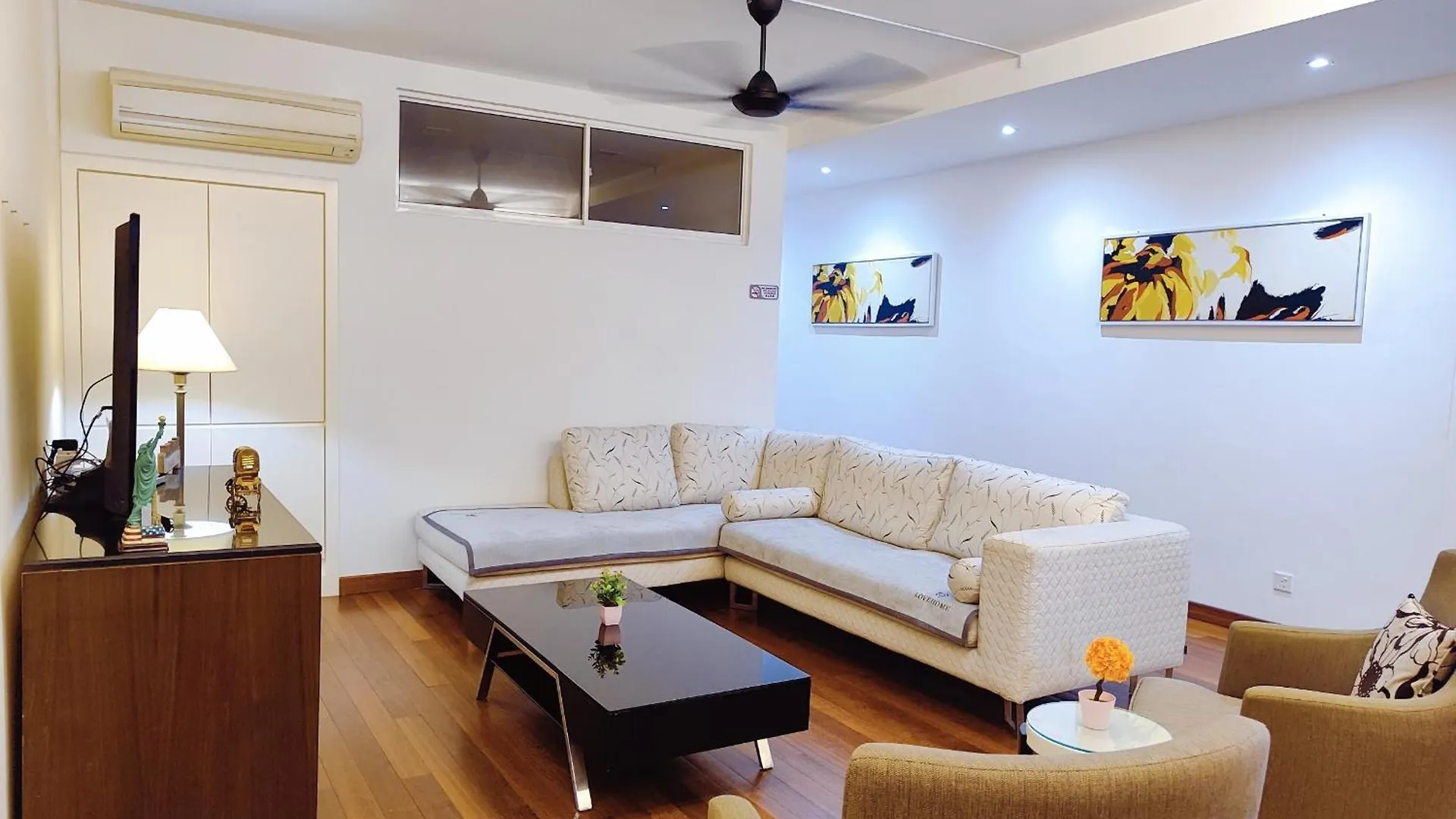 Comfy Stay At Wisma Cosway Pavilion Klcc Bukit Bintang クアラルンプール