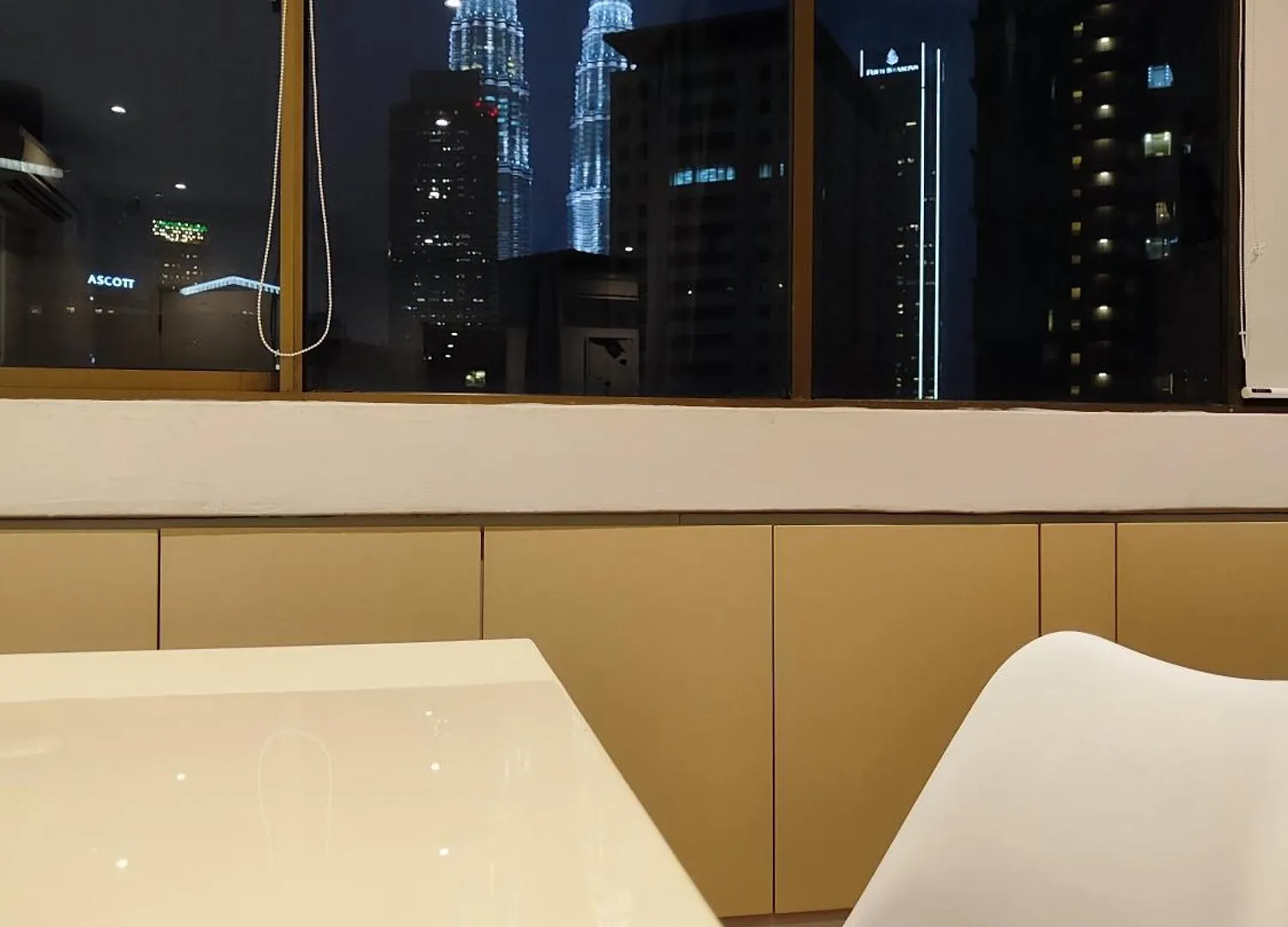 アパート Comfy Stay At Wisma Cosway Pavilion Klcc Bukit Bintang クアラルンプール