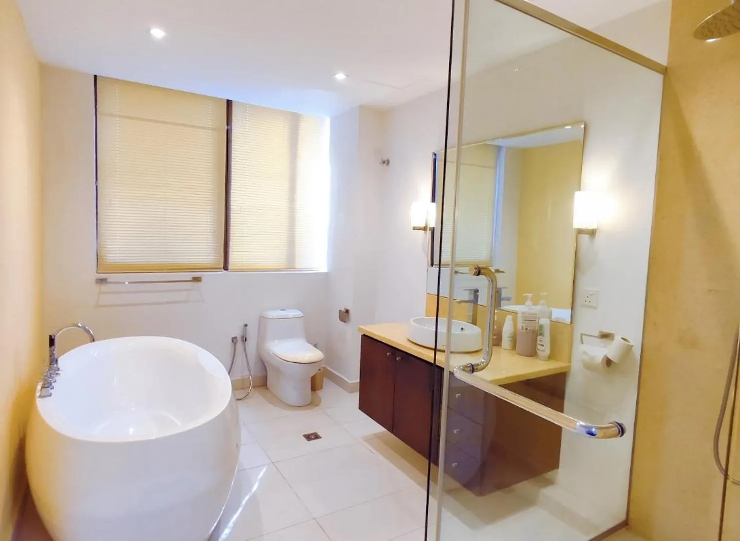 Apartament Comfy Stay At Wisma Cosway Pavilion Klcc Bukit Bintang Kuala Lumpur